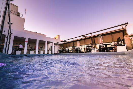 Hotels That Provide Exceptional Dining and Entertainment Options