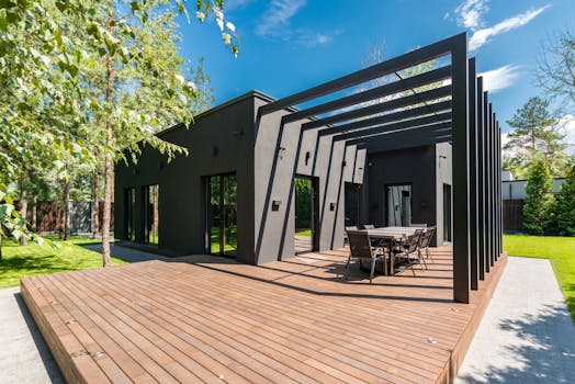 Villas That Provide Spacious Interiors and Private Outdoor Spaces